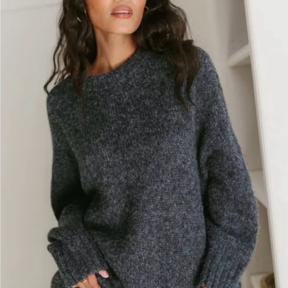 Jenni Kayne Alpaca Charcoal Crewneck Sweater. Mint condition, new with tags!